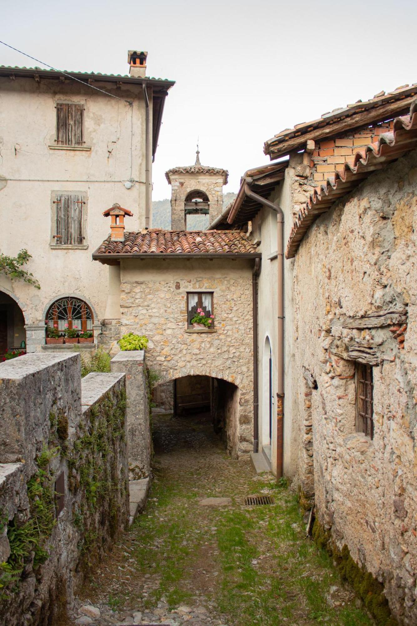 A Casa Di Gianni E Mari Bed & Breakfast Vestone Exterior foto